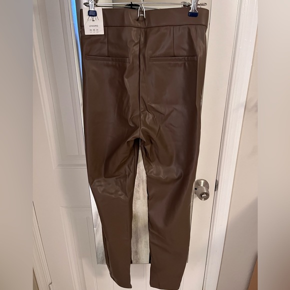 New Zara pants, leather effect - Picture 6 of 6